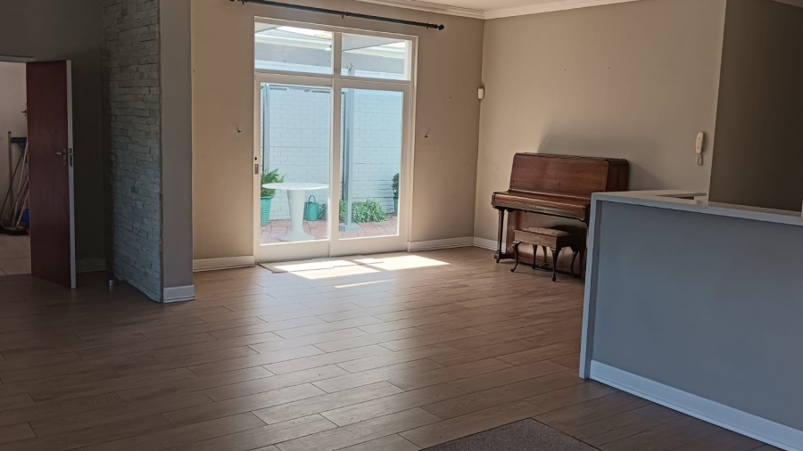 3 Bedroom Property for Sale in Vincent Eastern Cape